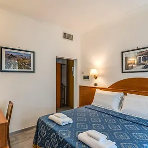 Baltik Hotel Roma
